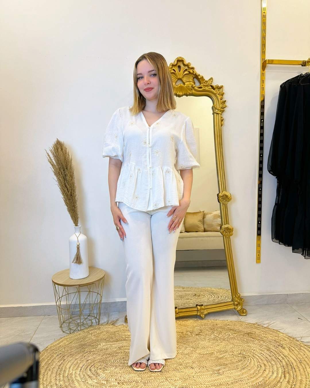 Chemise en coton brodé