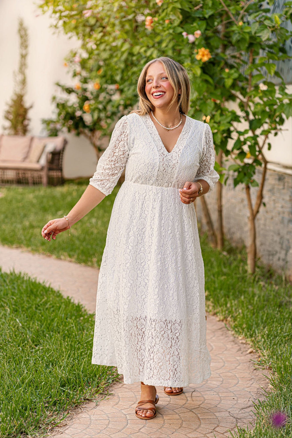 ROBE EN DENTELLE