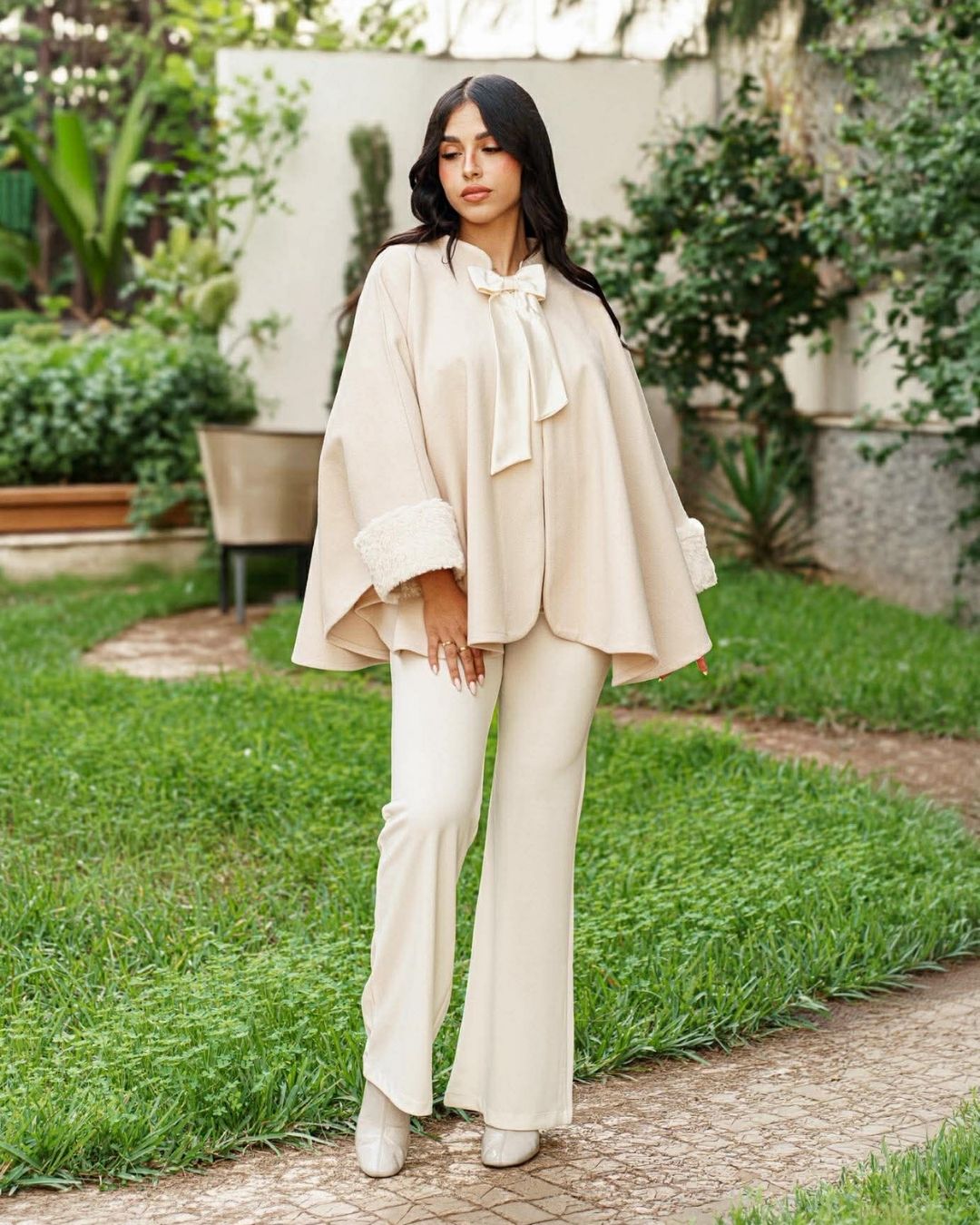 Cape en cachemire à nœud