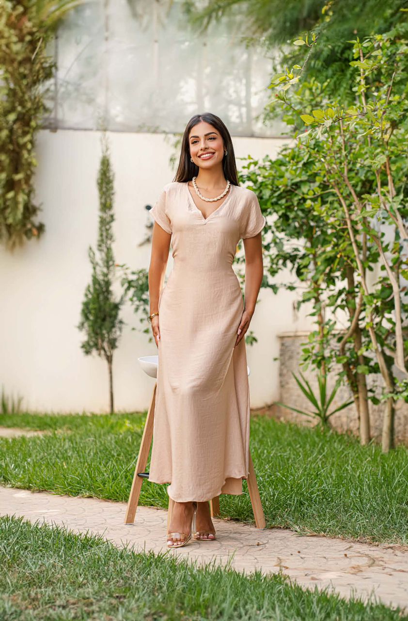 Robe satinée à lacets