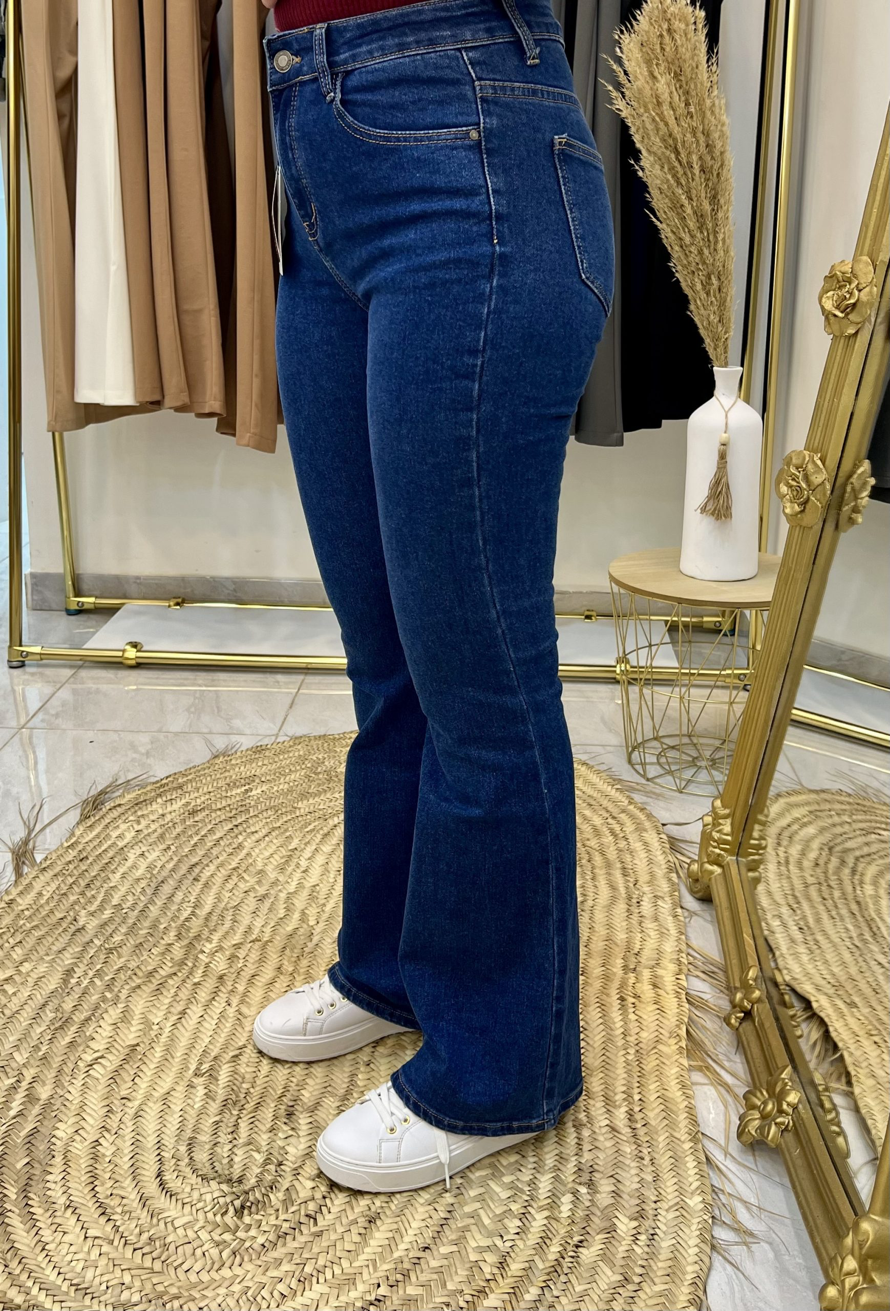 JEAN PATTE D’ELEPHANT